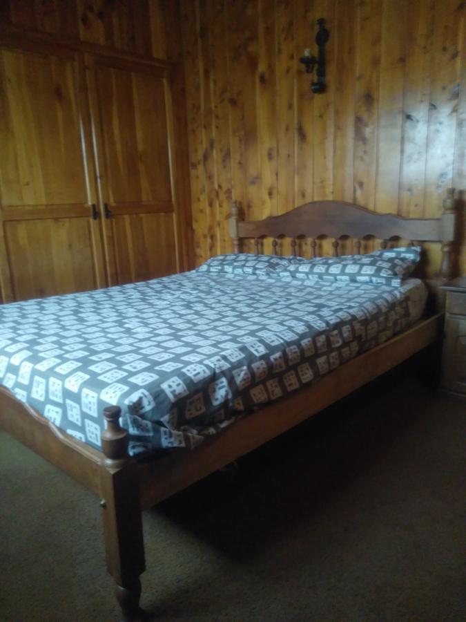 Universal Traveller'S Hostel San Carlos de Bariloche Extérieur photo